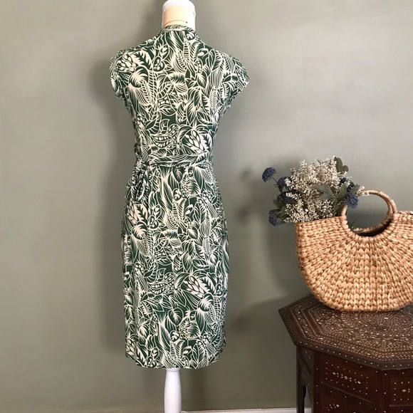 🌵HP🌵Olian Leaf Print Maternity Wrap Dress - Picture 3 of 5